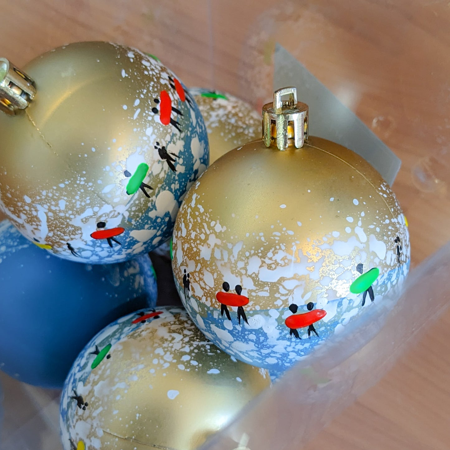 Hand Painted Bauble - Surfer - Gold - Customise Text